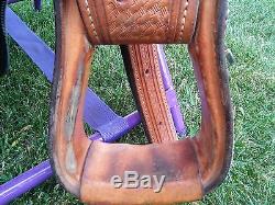 Dale Chavez Show saddle 16 Seat Lots of silver