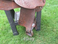 Dale Chavez Western Saddle withCarrying bag
