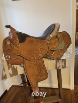 Dale Chavez Western Show Saddle 16