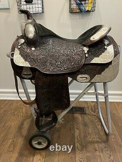 Dale Chevez western show saddle, 16.5 seat