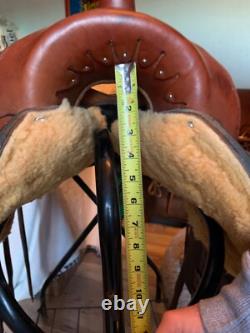 Dixieland Western Saddle 16 Gaited Horse Trail