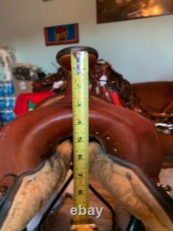 Dixieland Western Saddle 16 Gaited Horse Trail