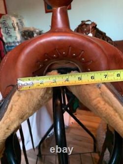 Dixieland Western Saddle 16 Gaited Horse Trail