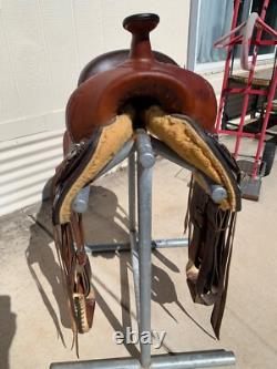 Dixieland Western Saddle 16 Gaited Horse Trail
