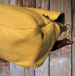 Dooney Bourke Bone Butter Cream Florentine Toledo Leather Saddle Messenger Bag