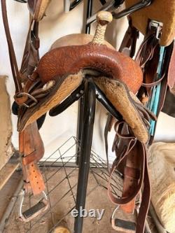 Double J Saddlery Barrel Saddle 14.5 Inch Used