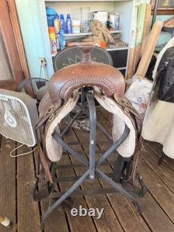Double T Saddlery Brown Leather Traditional Western Pleasure/Trail Saddle