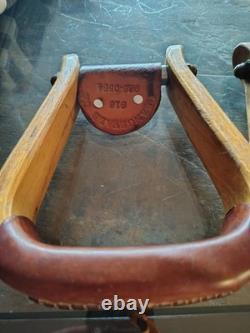 Elrods Western Orangevale CA Curved Wooden Horse Saddle Leather Cover Stirrups