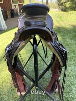 Freckers Wade Western Saddle
