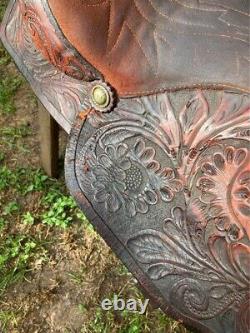 GH Vaught Western Saddle, 16 seat, 7 gullet