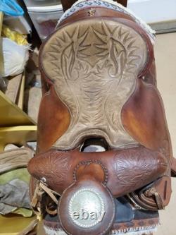 Gorgeous Western 17 Saddle Hereford Hand Tooled With Silver Tex Tan By Yoakum