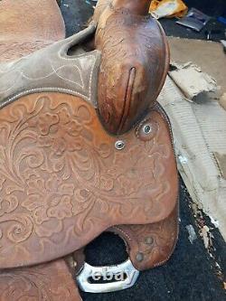 HEREFORD TEXT TAN Horse Saddle Nice Look Western saddle leather Tan of Yoakum