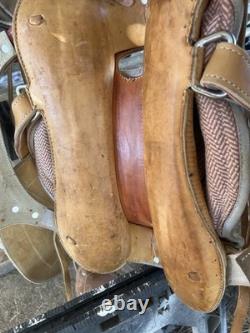 Handmade 13 Light Tan Leather Cavalry Western Saddle Excellent Condition