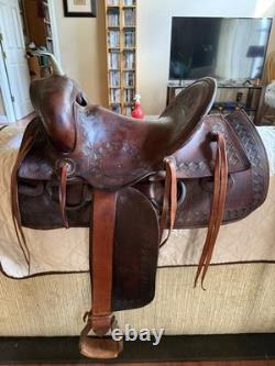 Handmade Western saddle, Bill Frazier Maker Phoenix, Arizona, collectible