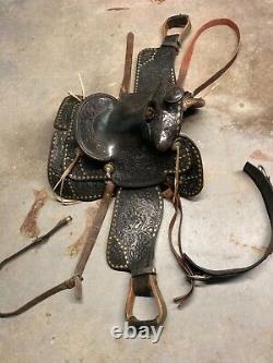 Heavily Tooled Diamond Studded 14 Black Leather Western Show Saddle Roping