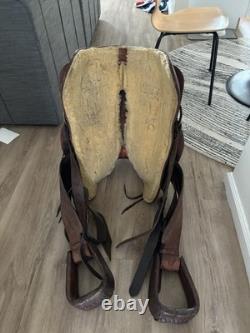 Hereford All-Around Use Western saddle Size 15
