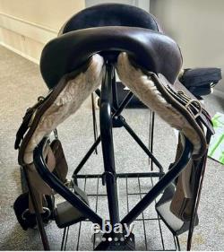Highbank by Circle Y Endurance Trail Saddle, Western, 18 Wide Tree