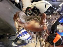 Horse Saddle 16' 800 Series Western Tack