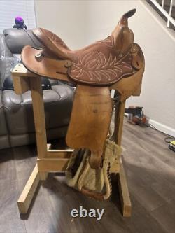 Horse Saddle Keyston Brothers Western Rodeo Cowboy NFR Cowboy Barrel Racing