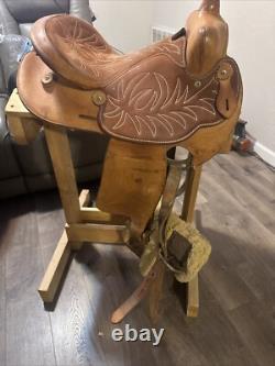 Horse Saddle Keyston Brothers Western Rodeo Cowboy NFR Cowboy Barrel Racing