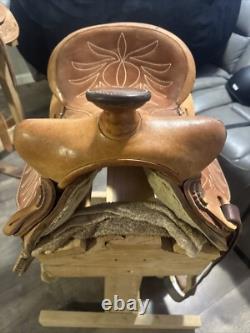 Horse Saddle Keyston Brothers Western Rodeo Cowboy NFR Cowboy Barrel Racing