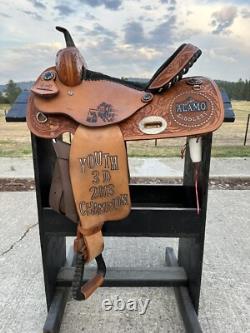 Horse Tack 14 1/2 Alamo Western Barrel Racing Saddle