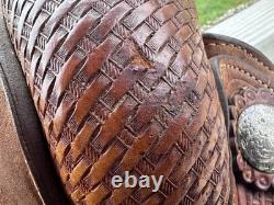 Horse Tack 15 1/2 Crates Western Show Saddle