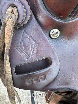 Horse Tack 15 1/2 Diamond C Western Saddle