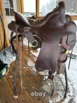 Horse Tack 15 1/2 Tucker Trail Endurance Plantation Western Saddle