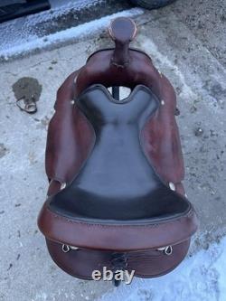 Horse Tack 15 Circle Y Equitation Western Saddle