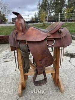 Horse Tack 15 Western Saddle