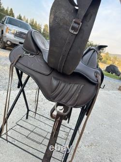 Horse Tack 17 Black Forest Treeless Western Saddle