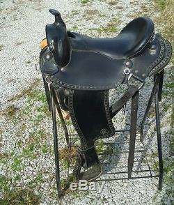 Imus 4-Beat Black Gaited Horse Saddle, 16 withwide Tree, withImus pad and girth