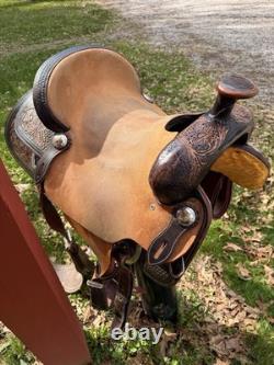 JCM 16 Western Saddle