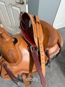 Jace Walls western cutting saddle 15 seat, very comfortable