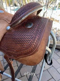 Jim Sands Custom Maker Laredo TX Western Ranch/Team Roping Saddle 15.5