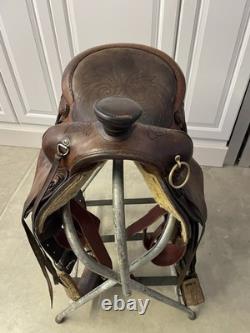 John M Fallis Balanced Ride Western Saddle 15 Inch Seat