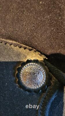 LIGHTLY used Wintec Western Saddle