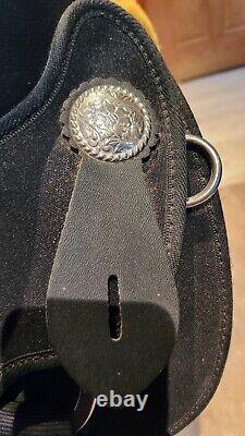 LIGHTLY used Wintec Western Saddle