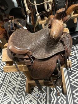Leather western saddle 14 seat