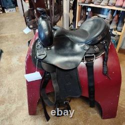 Light weight western saddle