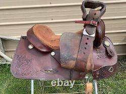 Lightly used 16 Blue Ridge brown leather Western barrel saddle US made