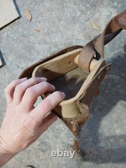 Lot Of 2 Tooled Leather Floral Western Saddle vintage 1 Brahma Brand