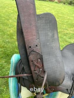 Lovely Vintage Bear Trap Style Western Saddle! Fully usable