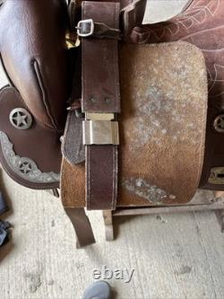 Matching Set Western Saddle/Bridle/Breast Collar