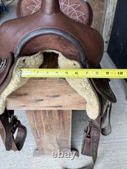 Matching Set Western Saddle/Bridle/Breast Collar