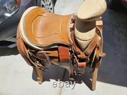 Mexican-style Carlos Navarro Western saddle Handmade leather size 17 seat