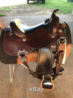 Mike Corcoran western saddle 16 hardly used