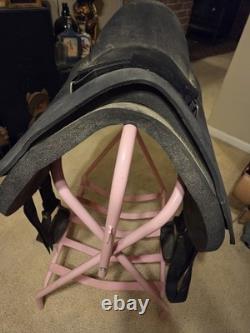 Mustang Soft Ride Western Lightweight Saddle with Stainless Steel Hardware Sizes