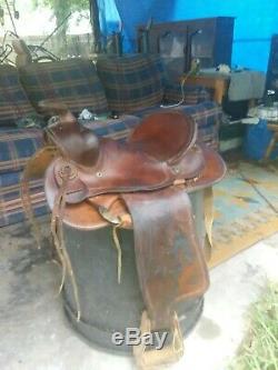 Nice Brown Leather Western Trail Riding Saddle 50155